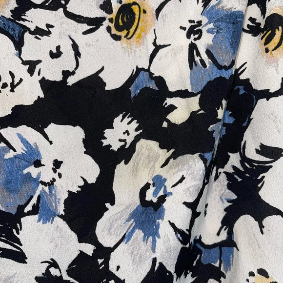 1. State Black White Floral Print Tie Single Cold Shoulder Blouse Small Women’s - Picture 7 of 13